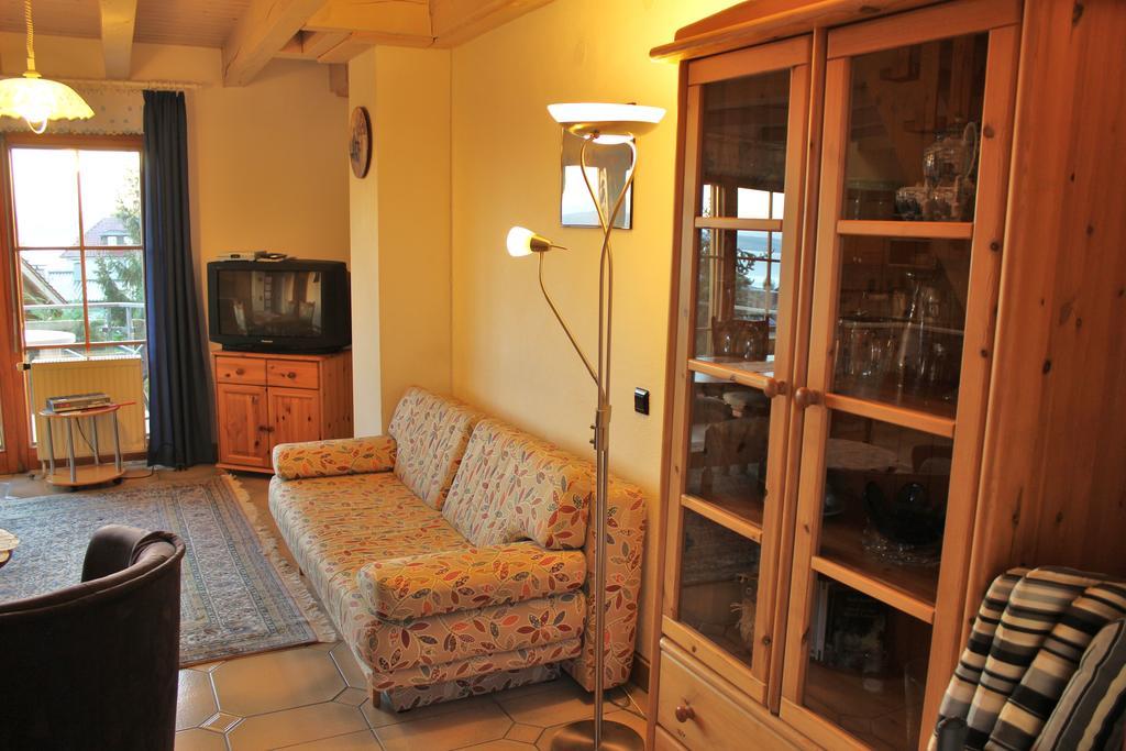 Bodenseegaestehaus Uhldingen-Muehlhofen Room photo
